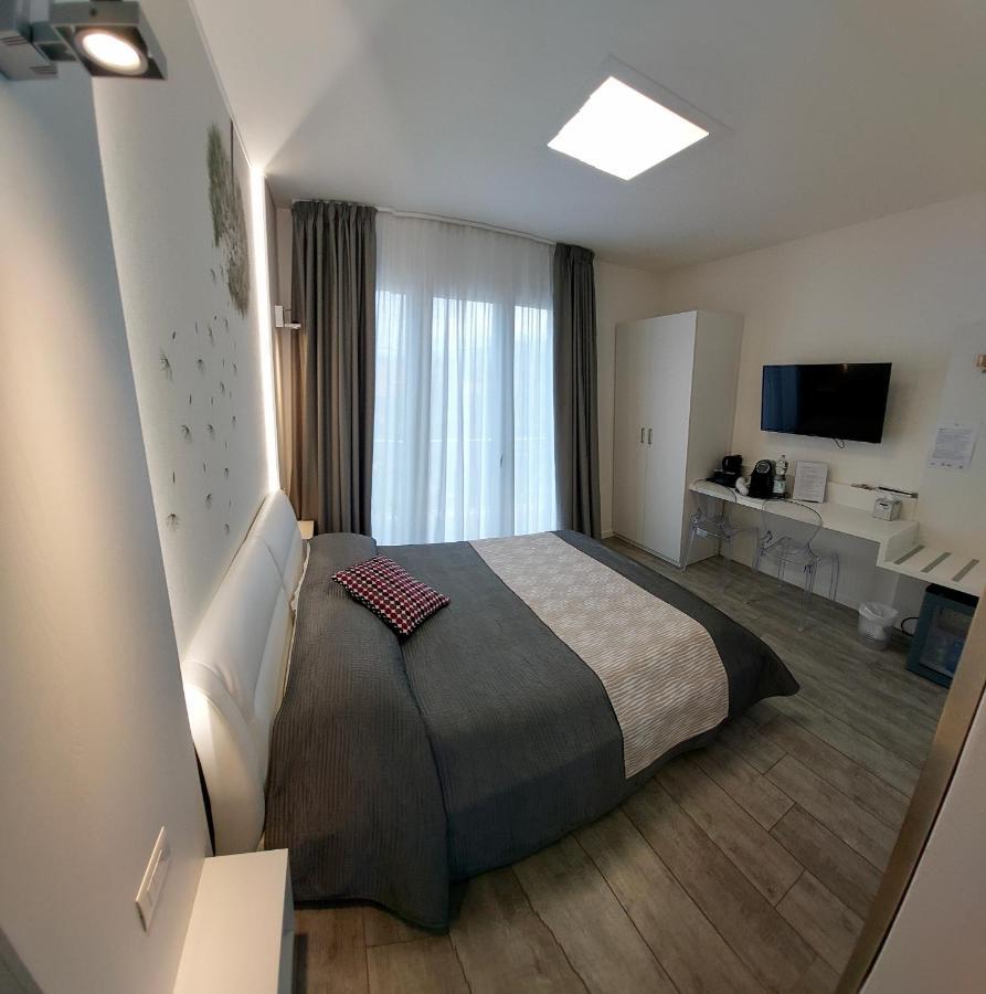 Hotel La Brise à Marina di Pietrasanta Extérieur photo