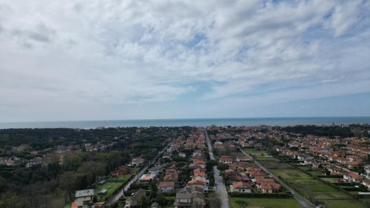 Hotel La Brise à Marina di Pietrasanta Extérieur photo